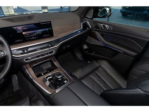 New 2026 BMW X5 xDrive50e image 77