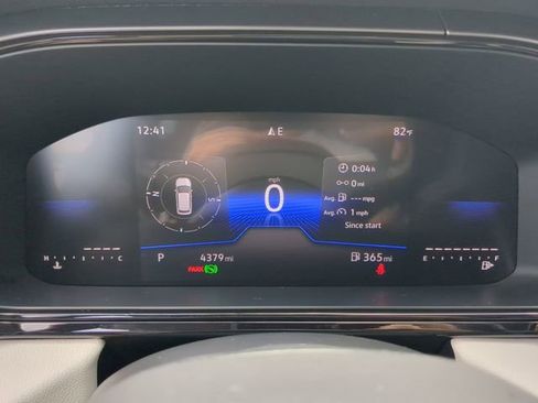 Certified 2025 Volkswagen Taos S FWD image 27
