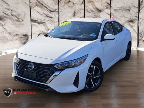 Used 2025 Nissan Sentra SV FWD image 3