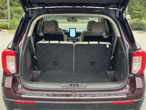 Used 2022 Ford Explorer Platinum w/ Equipment Group 601A image 15