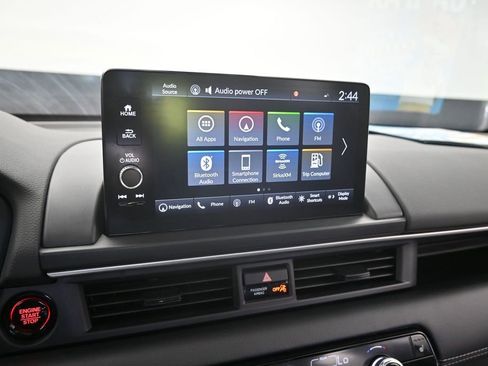 Certified 2025 Honda Pilot Touring image 26