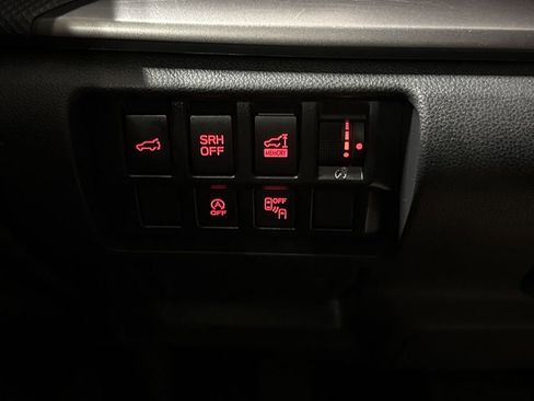 Used 2024 Subaru Forester Premium image 18