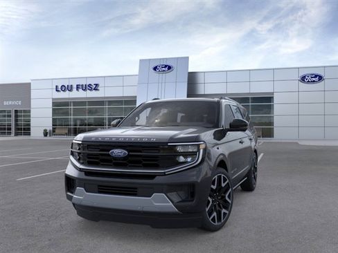 New 2026 Ford Expedition Platinum AWD/4WD image 3