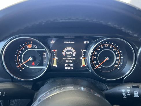 Used 2021 Jeep Wrangler Unlimited Sahara AWD/4WD image 24