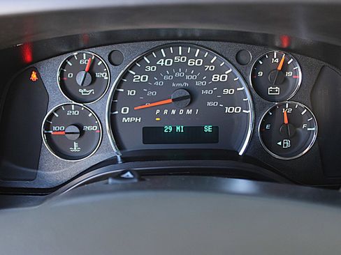 Used 2025 Chevrolet Express 2500 Extended w/ Communications Package image 30