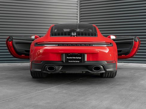 Certified 2025 Porsche 911 Carrera T RWD image 32