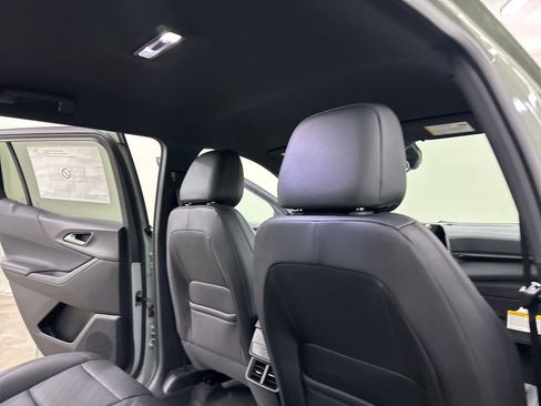 New 2026 Chevrolet Equinox LT w/ Convenience Package II image 19