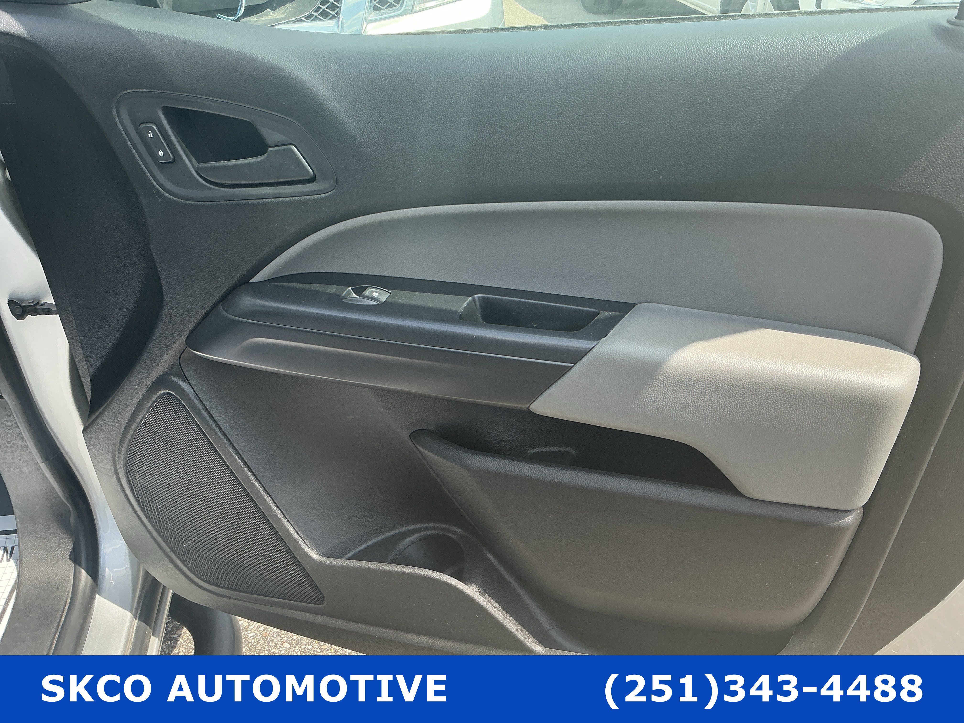 Used 2019 Chevrolet Colorado W/T w/ WT Convenience Package RWD image 13