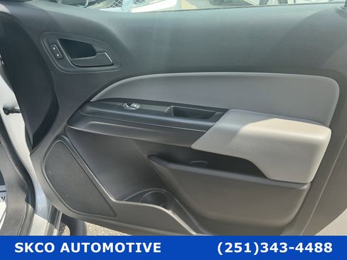 Used 2019 Chevrolet Colorado W/T w/ WT Convenience Package RWD image 13