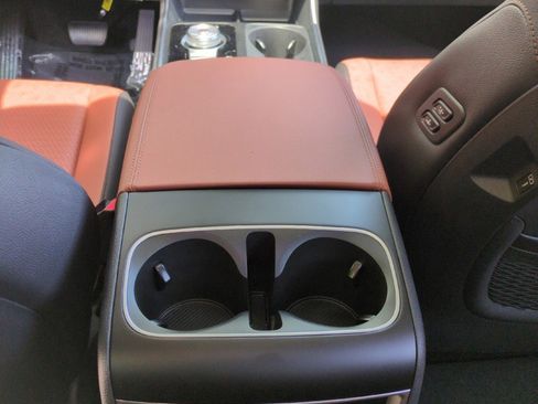 New 2026 Kia Carnival Hybrid FWD image 38