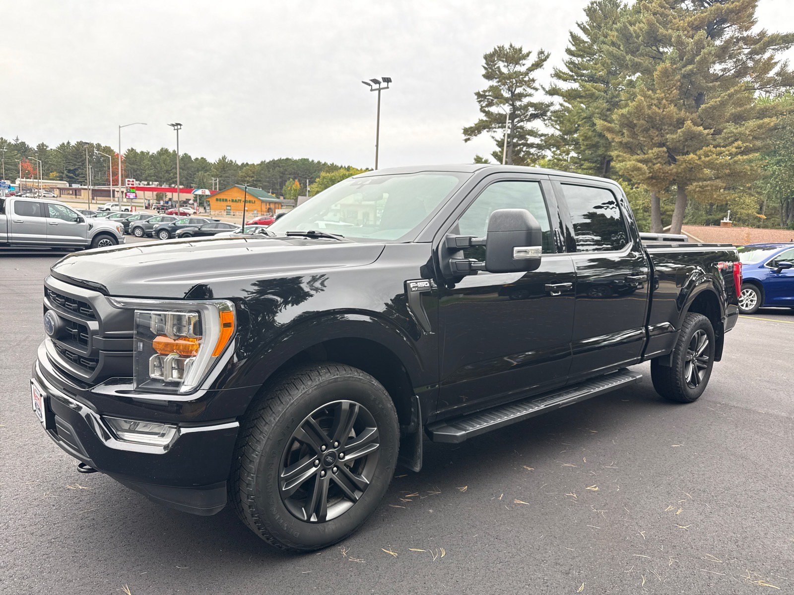 Used 2021 Ford F150 XLT w/ Equipment Group 302A High AWD/4WD image 3