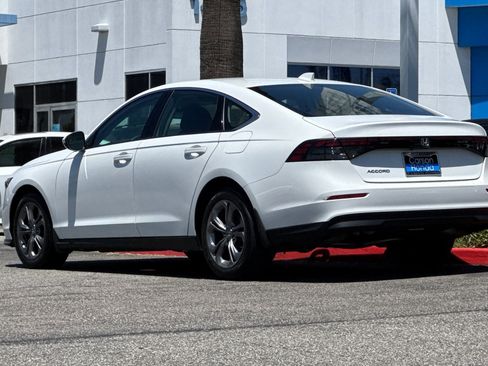 Used 2024 Honda Accord EX image 3
