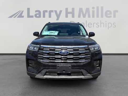 New 2026 Ford Explorer Active image 8