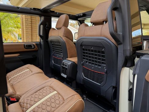 Used 2025 Ford Bronco Raptor AWD/4WD image 25