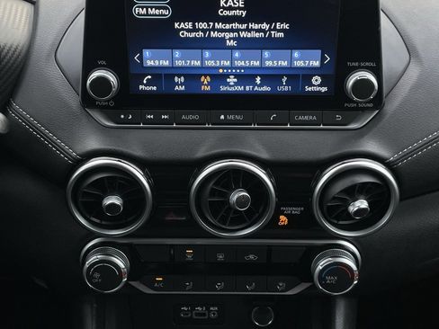 Used 2023 Nissan Sentra SV image 18