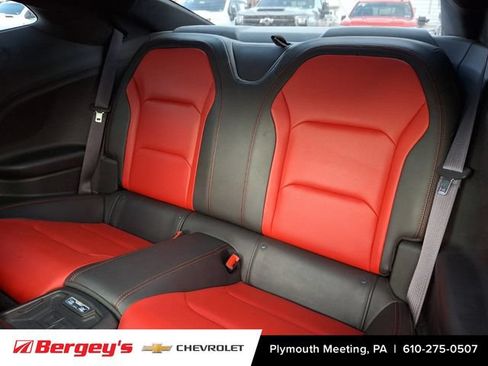 Certified 2017 Chevrolet Camaro SS RWD image 12