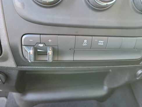 Used 2022 RAM 1500 Tradesman w/ Tradesman SXT Package AWD/4WD image 18