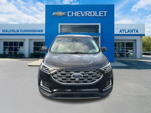 Used 2019 Ford Edge Titanium w/ Equipment Group 301A image 2