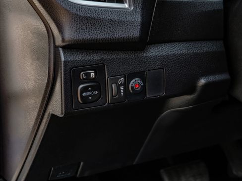 Used 2015 Toyota Corolla S FWD image 28