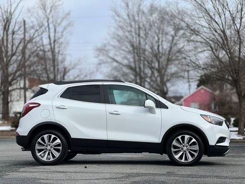 Used 2019 Buick Encore Preferred FWD image 4