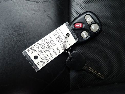 Used 2006 Cadillac CTS 3.6 RWD image 30