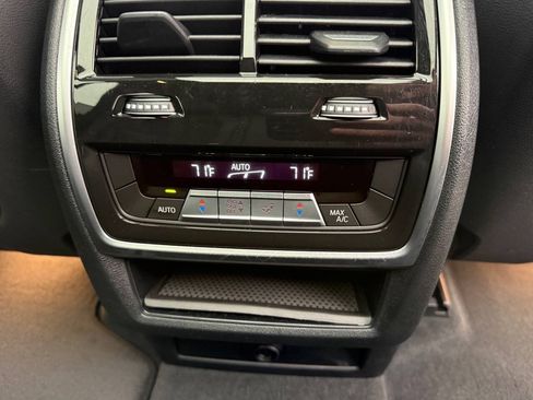 Used 2023 BMW X5 xDrive40i w/ Executive Package AWD/4WD image 15