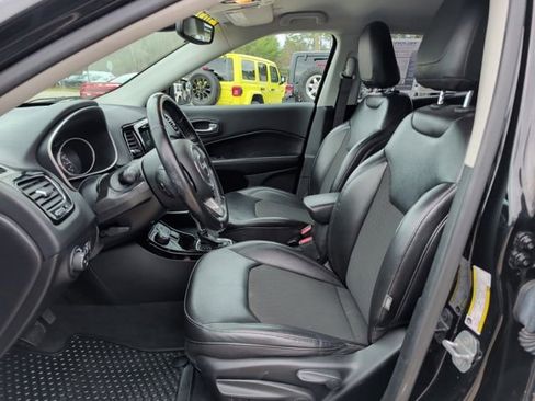 Used 2020 Jeep Compass Latitude AWD/4WD image 15