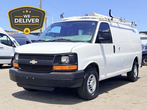 Used 2013 Chevrolet Express 2500 RWD image 1