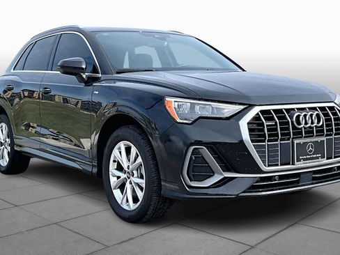 Used 2022 Audi Q3 2.0T Premium image 2