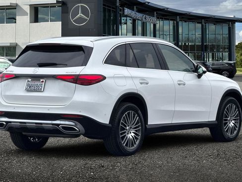 Used 2026 Mercedes-Benz GLC 300 4MATIC image 4