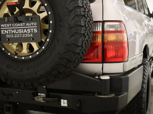 Used 2000 Toyota Land Cruiser image 33