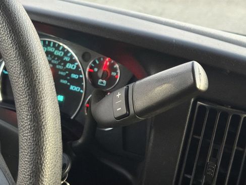 Used 2024 Chevrolet Express 3500 LS image 21