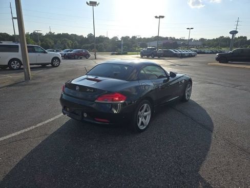 Used 2011 BMW Z4 sDrive30i RWD image 3