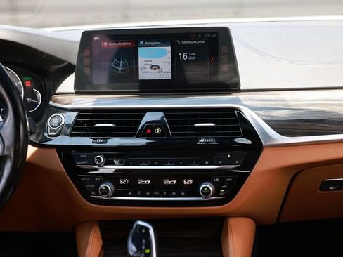Used 2018 BMW 540i RWD image 42