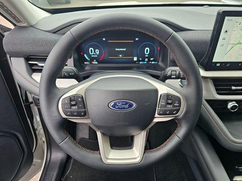 New 2025 Ford Explorer Active AWD/4WD image 14