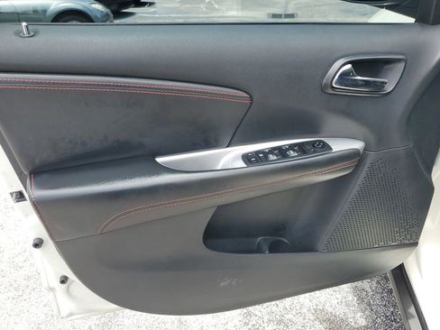 Used 2019 Dodge Journey GT FWD image 18