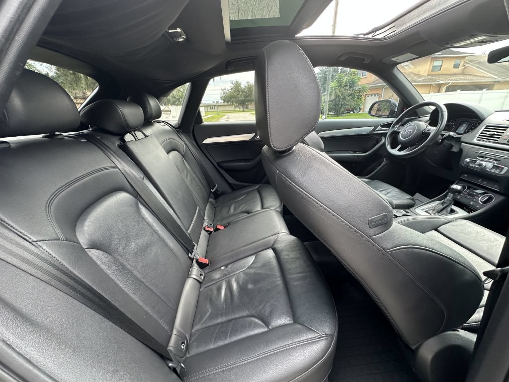 Used 2018 Audi Q3 2.0T Premium Plus w/ Premium Plus Package AWD/4WD image 11