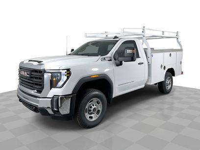 New 2025 GMC Sierra 2500 Pro w/ Convenience Package