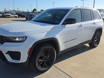 Used 2024 Jeep Grand Cherokee Altitude
