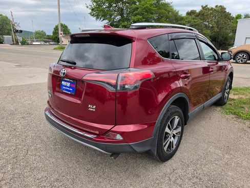 Used 2018 Toyota RAV4 XLE w/ Plus Extra Value Package AWD/4WD image 2