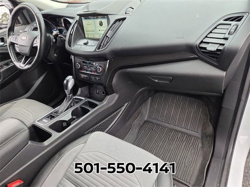 Used 2019 Ford Escape SE image 17