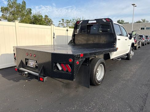 Used 2023 Chevrolet Silverado 3500 W/T w/ WT Convenience Package RWD image 3