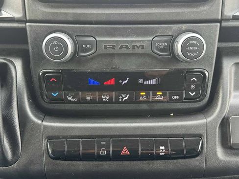 Used 2025 RAM ProMaster 2500 w/ Convenience Group FWD image 29