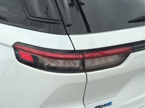 Used 2022 Jeep Grand Cherokee Trailhawk w/ Advanced Protech Group II image 8