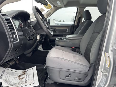 Used 2015 RAM 3500 SLT w/ Cold Weather Group image 12