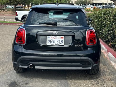 Used 2024 MINI Cooper 2-Door Hardtop FWD image 5