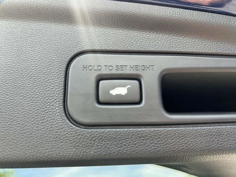 Used 2023 Acura MDX SH-AWD w/ Technology Package image 8