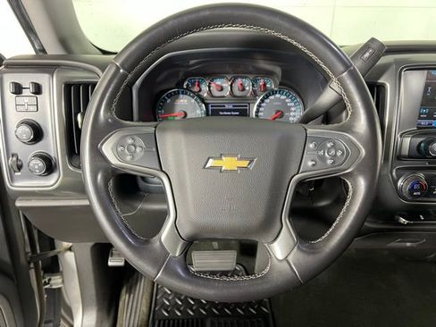 Used 2018 Chevrolet Silverado 1500 LT w/ All Star Edition AWD/4WD image 21