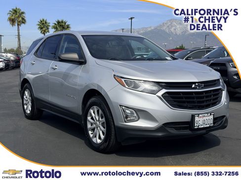 Used 2019 Chevrolet Equinox LS w/ LS Convenience Package FWD image 1