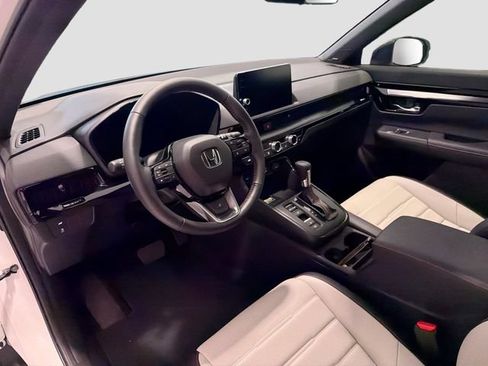Used 2025 Honda CR-V Sport Touring image 9